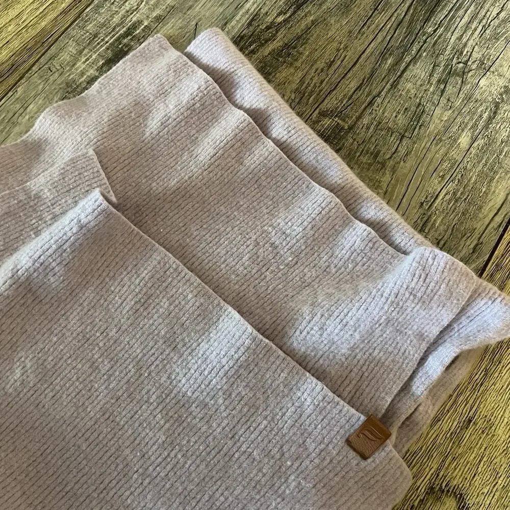 Cashmere fabletics women’s